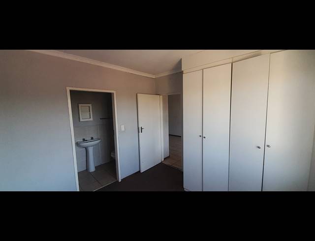 2 BEDROOM SECTIONAL TITLE FOR SALE IN COMET